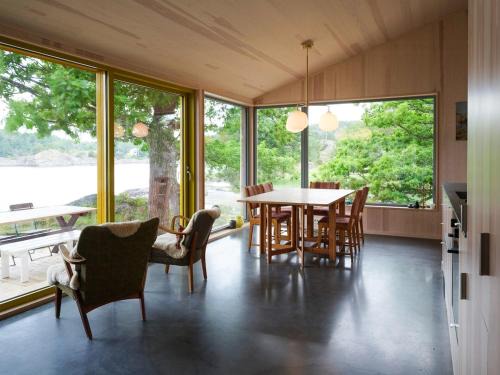 Faervik House | Modern Cabin At Hovekilen With Private Beach