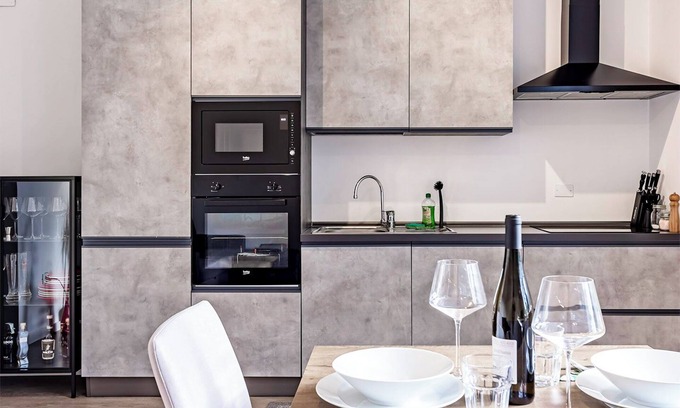 Trento Apartment | Modern Central Apartment | WiFi, Self Check-in, Mountain View, Work & Relax