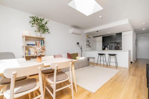 Dickson Apartment | Modern City Living - 1BR Apt in Vibrant Dickson - Hosted by CanStay