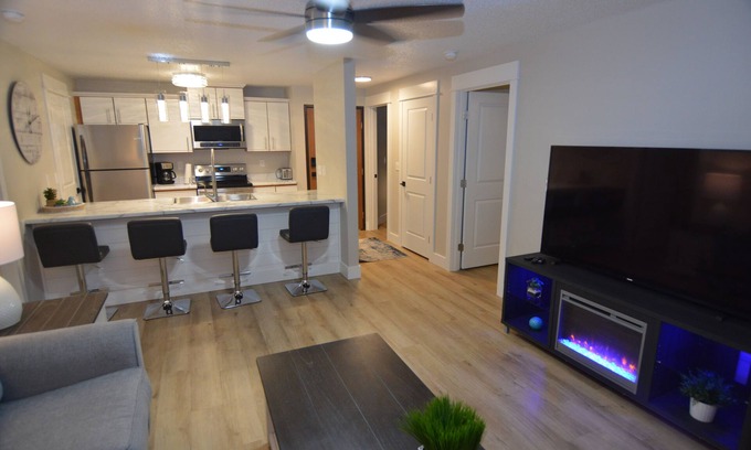 Deadwood Condo | Modern Condo only Minutes from Deadwood & Sturgis!