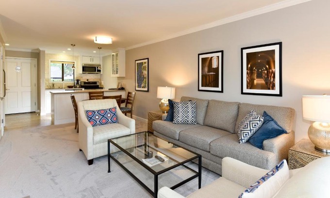 Napa House | Modern Condo with Golf Views at Silverado