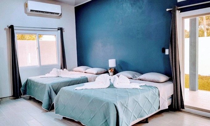 Tela Cabin | Modern Cozy Villa in awesome Tela close to Beach