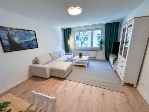 Sudostviertel Apartment | Modern flat - for up to 7 people