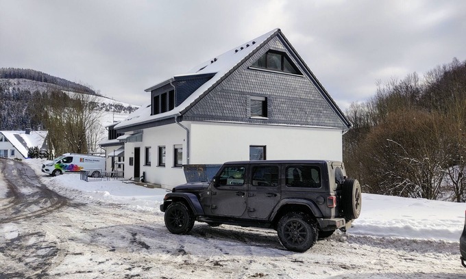 Elpe House | Modern group house for 25 people on the edge of the forest in the heart of the Sauerland