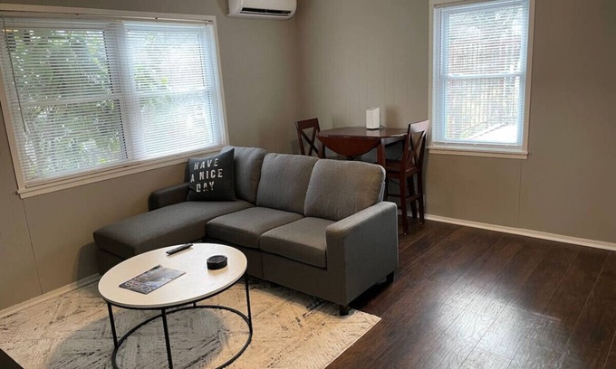 Hillcrest House | Modern Hillcrest Retreat