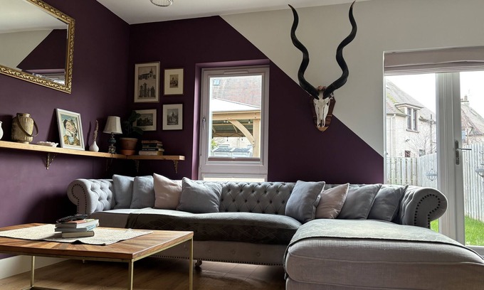 Bonnyrigg House | Modern Home On Outskirts Of Edinburgh With Excellent Public Transport Links
