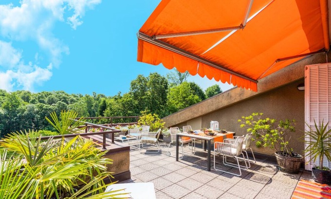 Bardello Apartment | Modern Lake Apartment with Pool & Tennis