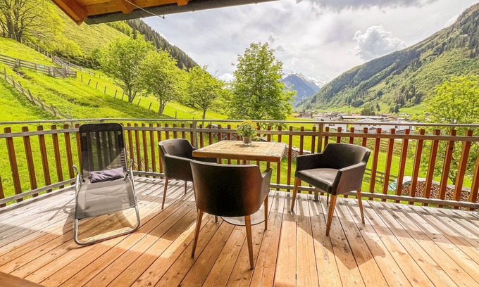 Rauris Apartment | Modern Mountain Apart 5 - on skiing slope