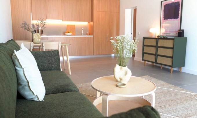 Barril de Cima House | Modern Oasis with Sunlit Patio in Carvoeira