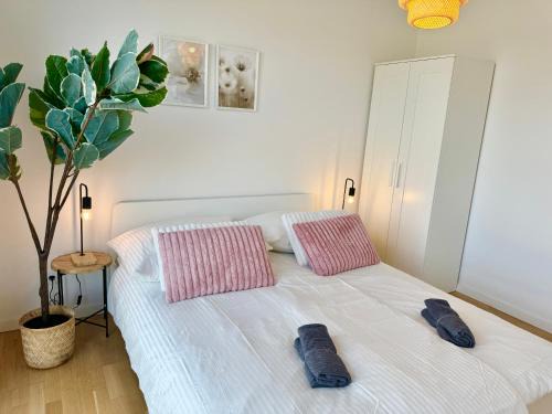 Wiener Neudorf Apartment | Modern Premium Apartment mit Balkon