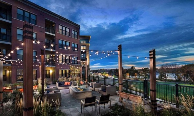 Assembly Square Apartment | Modern Somerville 1BR w/W/D, Gym & Roof, nr Assembly T, by Blueground