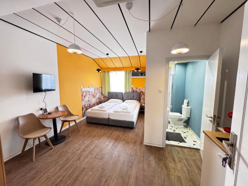 Limassol Apartment | Modern Studio 11 private Kitchenette and Bathroom