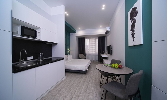 Kentron Apartment | Modern Studio in Heart of Yerevan by Sweet Home
