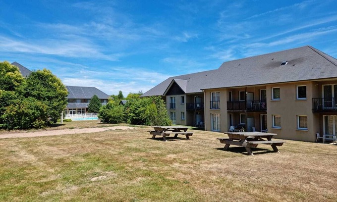 Equemauville Apartment | modern studio with pool near Honfleur