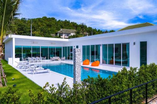 Sam Phraya House | Modern Villa at Palm Hills Golf Club - PH4B