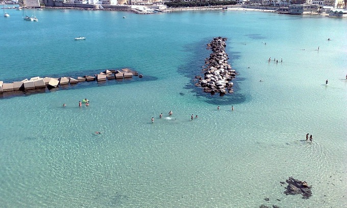 Melendugno Villa | Modern villa, loft with big open space , large garden and pool