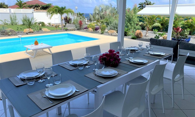 Morel Villa | Modern villa with pool and beach access