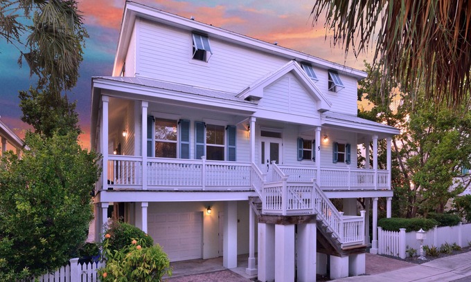 Key West House | Modern Waterfront Luxury Home with Heated Pool!
