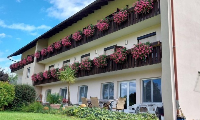 Augsdorf Apartment | Mohnblume by Interhome