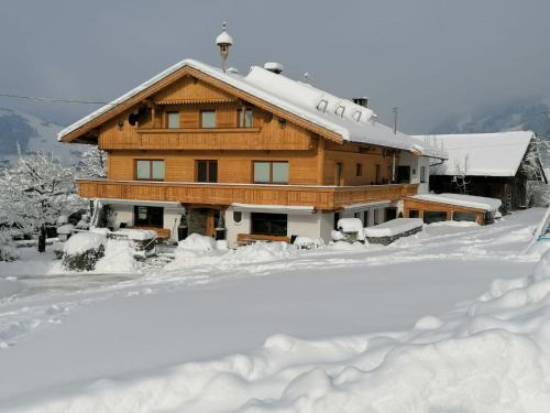 Ramsau im Zillertal Apartment | Moiklerhof holiday home in Ramsau im Zillertal