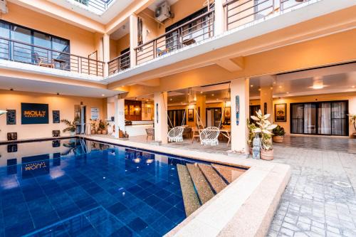 Puerto Galera Hotel | Molly Resorts