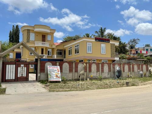 Mbezi Hotel | Moments Park Motel