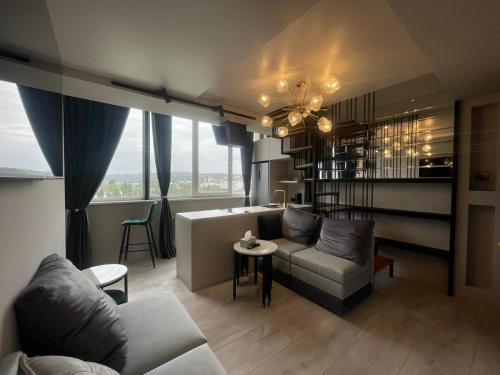 Riscani Apartment | Mondden Duplex Penthouse