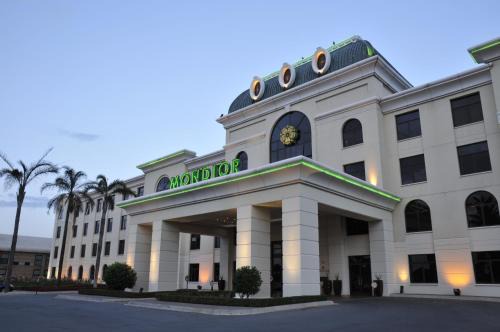 O.R. Tambo Hotel | Mondior at Emperors Palace