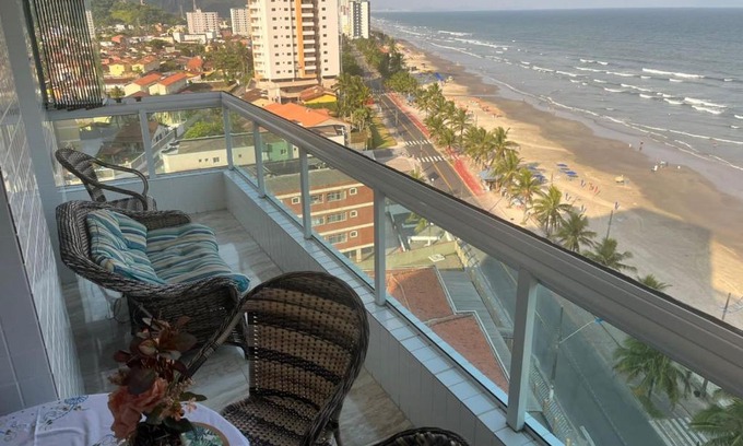 Mongagua Apartment | Mongaguá com vista para o Mar pé na areia