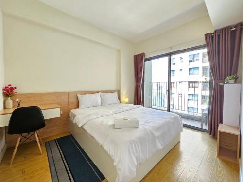 Thao Dien Apartment | MonMon Apt - Masteri Thao Dien - 2BR - Pool view