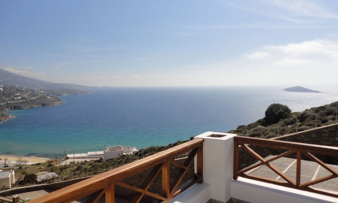 Gavrio House | Monolithos Villas