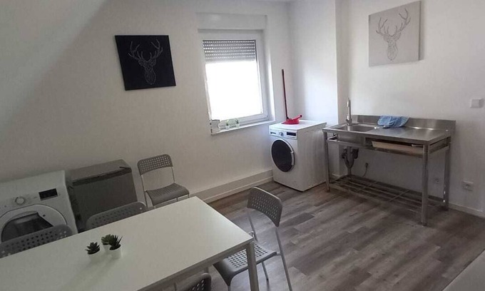 Osnabrueck Apartment | Monteurzimmer mit Fast Wlan, Einzelbetten, Smart TV je Zimmer, Osnabrück