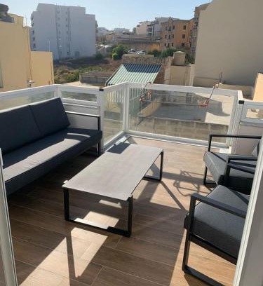 Ta' Giorni Apartment | Moon suites