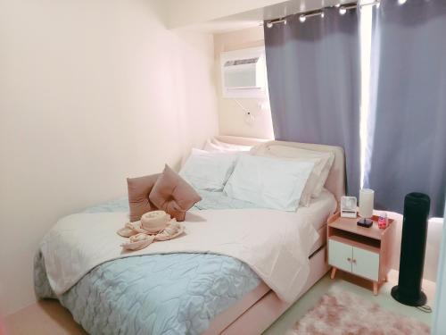 Barangay 29 Hotel | Moore HQ 1BEDROOM Avida Tower 2