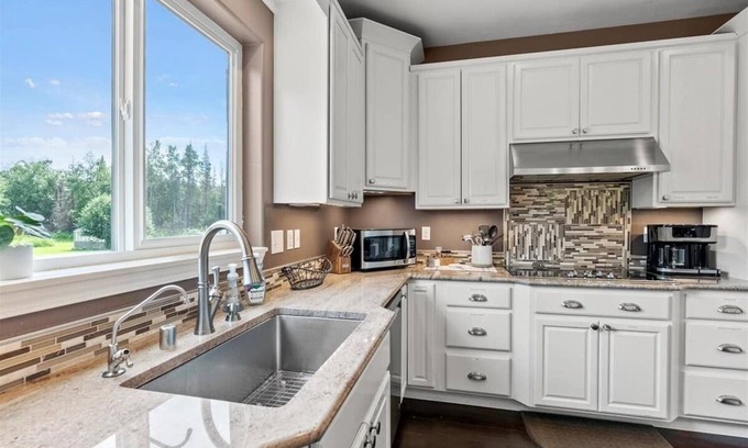 Huffman - O' Malley House | Moose Meadow 5 Bedroom Home by RedAwning