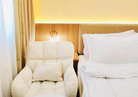 Dasmarinas Apartment | Morena Suite
