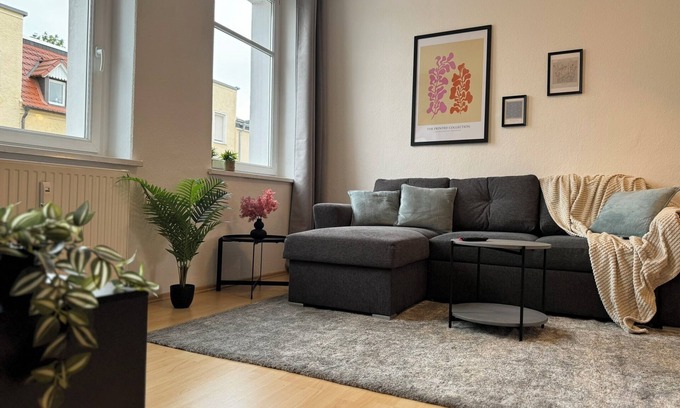 Schonebeck Apartment | Morgensonne: 55m² 2-zimmer Wohnung in Schönebeck für bis zu 4 Gäste