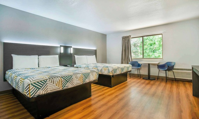 City Central Hotel | Motel 6 Gresham, OR - Portland