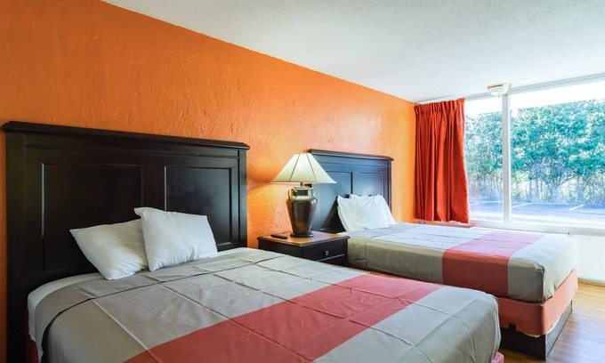 Townsend Hotel | Motel 6 Townsend, GA