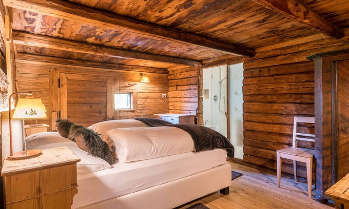 Campo Tures House | "Mountain Chalet Obertreyen" with Slope Access, Private Sauna & Wi-Fi
