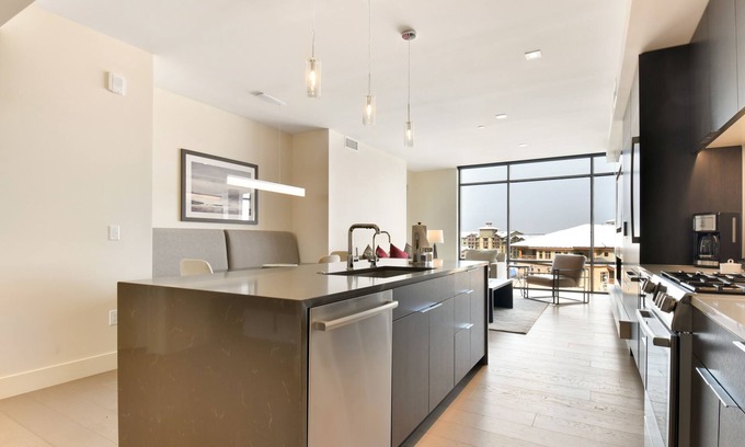 Park City Condo | Mountain-Modern 2 BR Ski in/Ski out Residence by RedAwning