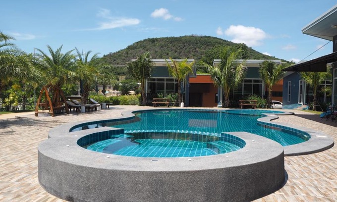 Pranburi Hotel | Mountain View resort