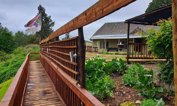 Drakensberg Gardens House | Mountain View Cottages Self Catering