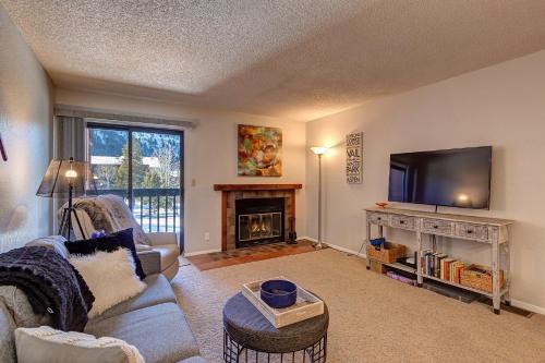 Frisco House | Mountainside Retreat - Sleeps 4