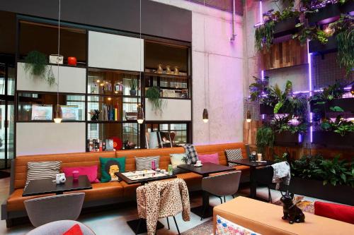 Postel Hotel | Moxy Brussels City Center
