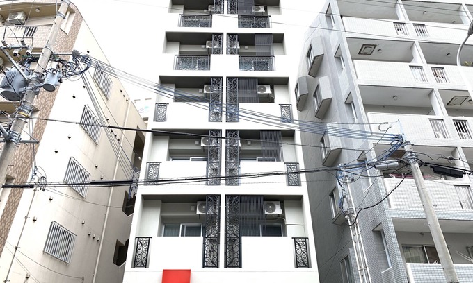 Makishi Apartment | Mr.KINJO Miki24 in front of Makishi Station