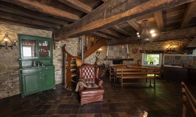 Manurga Cottage | Mujika Etxea: Ideal house for families or groups of friends, Gorbeia Euskadi area