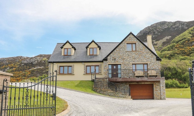 Maghernalaght House | MULROY VIEW, pet friendly, with a garden in Kerrykeel, County Donegal