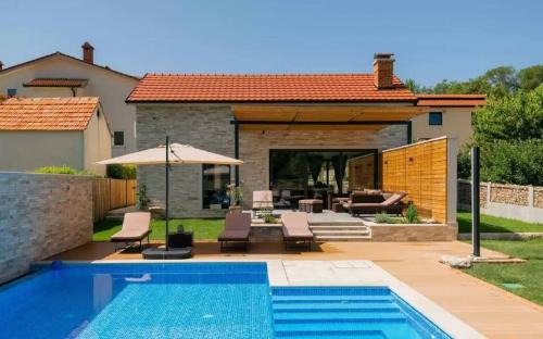 Donji Prolozac House | MY DALMATIA - Luxury villa Prolozac with private heated pool