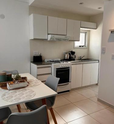 La Plata Apartment | MYN Temporario - Moderno y cerca del centro